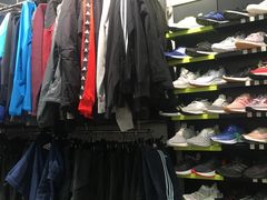 -阿迪达斯(澳门水坑尾街店)