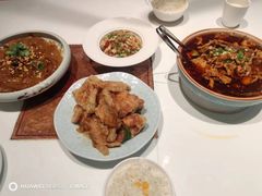 -红樱桃·欢乐餐厅(太原里店)