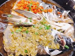 双椒鱼头王-阿瓦山寨·湘菜现炒·剁椒鱼头王(咸阳总店)