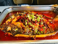 -蜀渔港·鱼缸烤鱼店(华山珑城店)