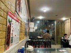 -小胡子烧烤(江汉路店)