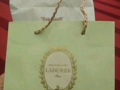 -ladurée(戴高乐机场T 2F店)