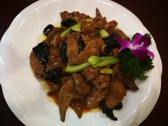 -牟传仁饭庄(星海店)