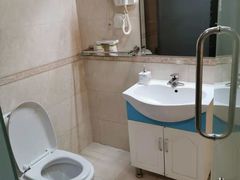 -德全心悦酒店(北京金台路地铁站店)