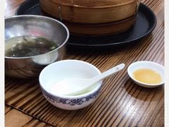 -颐缘居·南翔小笼馆