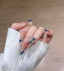-桃色美甲沙龙