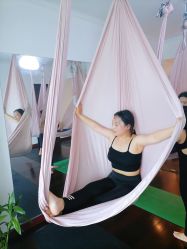 -Yvon yoga 瑜伽·精准体态管理中心