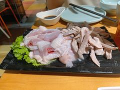 -洪氏嗨捞·广东猪肚鸡·椰子鸡火锅(西咸万象城店)