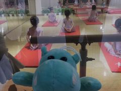 -炫艺舞蹈培训中心(枫尚奥特莱斯店)
