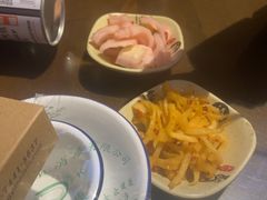 -富正毅三下锅·湘西韵味(天门山索道店)
