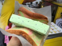 -詹爷爷乌节路街头冰淇淋