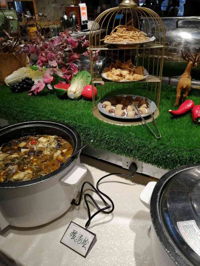 素虎(前门店)-"前门店的素虎素食自助餐从开业以来光顾了很.