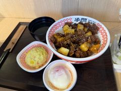-牛邸·烧肉饭(来福士店)