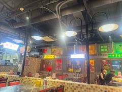 -马路牙子烧烤音乐酒馆(望京店)