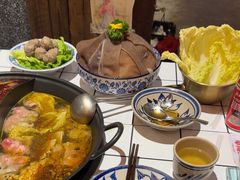 -旧街市鲜货老火锅(大光路店)