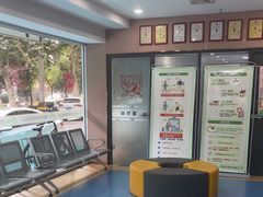 -天使宠物医院·犬猫分诊(彩虹店)