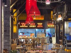 -野山舂·贵州现舂酸汤牛肉(东山店)
