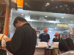 -哈尔滨小酒馆·鲜肉现穿自助烧烤(康新花园店)