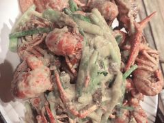 -虾弄弄海派小龙虾·牛羊蝎子火锅