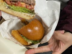 柠香蟹籽牛肉汉堡-JPG canteen(深圳科兴店)