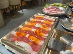 -围炉肉舍丹东海鲜烤肉·烤活鳗(步行街店)