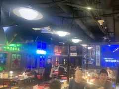 -马路牙子烧烤音乐酒馆(望京店)