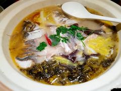养生滋味鱼头-吕氏疙瘩汤·海鲜新鲁菜(海州利群店)