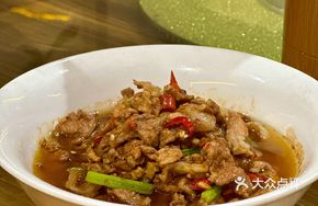 Small Fried Pork with Vegetables