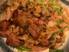 白菜炒肉-阿里家Miss Ali·烤肉酒馆by MIG