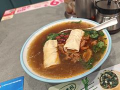 -小杨生煎(白玉兰广场店)