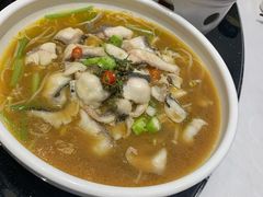 -香山湖家家宴(中山陵店)