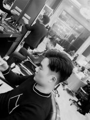 -尼特斯男士发型馆