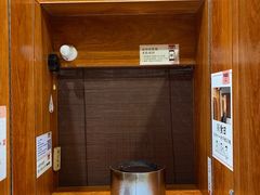 -独食火锅·半米屋台(直营总店)