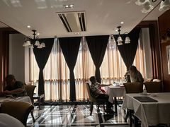 -老人和饭店(淮海中路店)