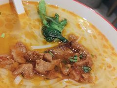 -小杨生煎(金山百联购物中心3楼店)
