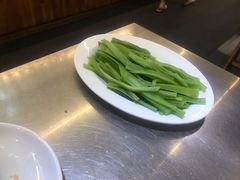 -胡须佬鸡煲四季火锅店(石厦西村直营店)
