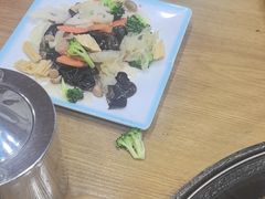 -屯老二农家铁锅炖·行业领军者(梅江店)