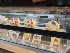 -花花卷卷·鲜食蛋糕(静安久光百货店)