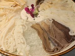 -哥老官重庆美蛙鱼头(宝山龙湖店)