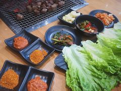 -肉甲韩国木炭烤肉(新壹街1店)