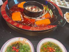 -三江两海老火锅(北京首店)