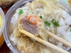 -伦记软滑肠粉