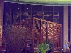-松山湖凯悦酒店·Café自助餐厅·周末火舞秀表演