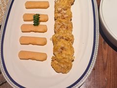 海胆明珠酱虾球-曾宴·楚菜(湖北省博物馆店)