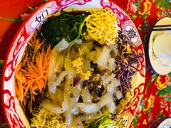 关东大拉皮-闯关东东北农家菜(崂山石老人店)