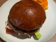 -潮一不贰·法式甜品·生日蛋糕·西式简餐(外滩店)