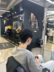 -奈川烫染Salon