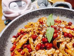 -吃饭皇帝大土家民族菜(正大广场店)
