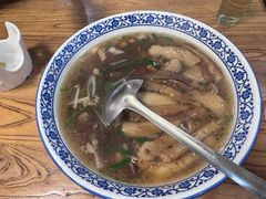 -伊林居饭庄央视清真八大碗