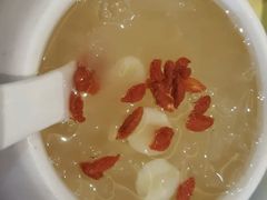 银耳莲子汤-湘潭九龙鱼头店(城南西路店)